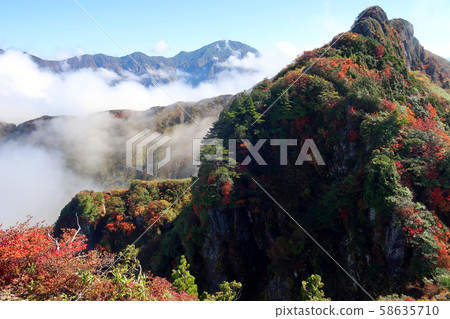 山 山 58635710