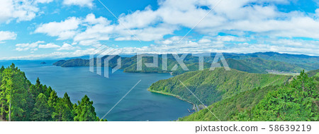 [Lake Biwa from Yarigatake summit observatory] (High resolution version) Iiura Kinomotocho, Nagahama City, Shiga Prefecture 58639219