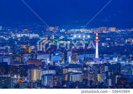 京都京都塔晚上風景 58643984