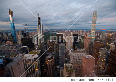 岩石頂觀景台 58645191