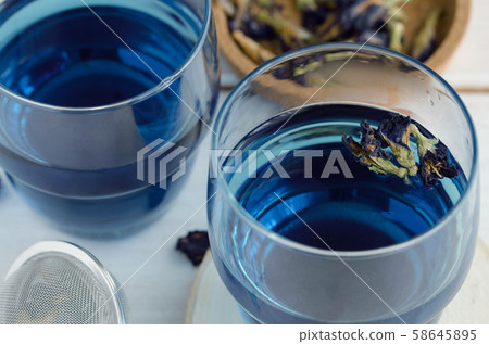Butterfly pea flower tea  58645895