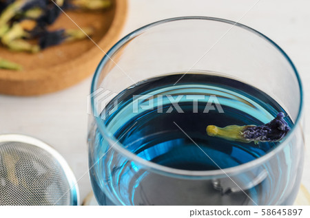 Butterfly pea flower tea Butterfly pea flower tea 58645897