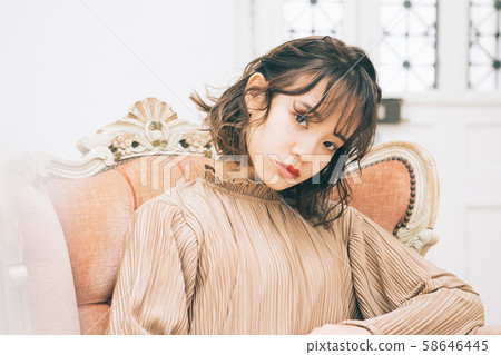 Hairstyle image see-through bang 58646445