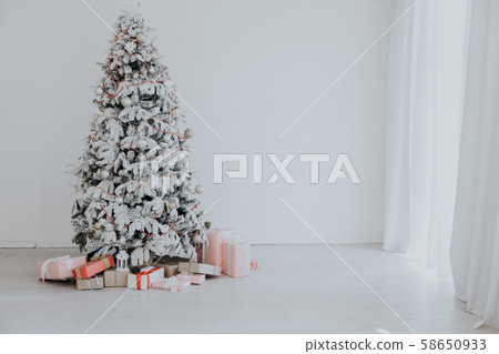 Christmas tree festive decor New Year's Eve gifts 58650933