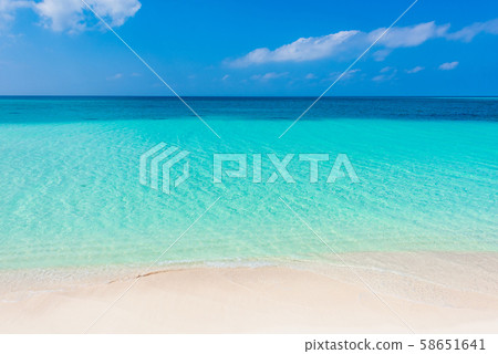 Beach on Miyakojima 58651641