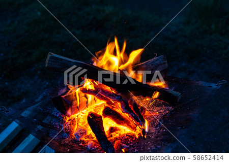 Camping material Bonfire burning fire Camping material Bonfire burning fire 58652414