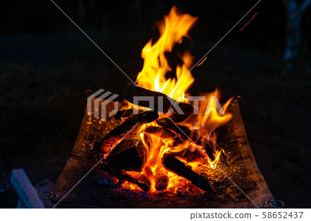 Camping material Bonfire burning fire Camping material Bonfire burning fire 58652437