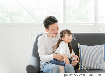 家庭爸爸女兒 家庭爸爸女兒 58655700