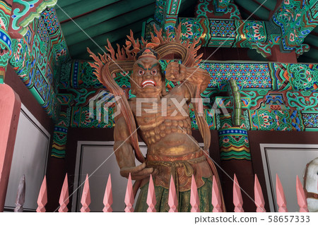 江原道仁濟市百丹寺川王 江原道仁濟市百丹寺川王 58657333