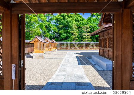 The end of the shrine seen from the front shrine Jonangu 58659564