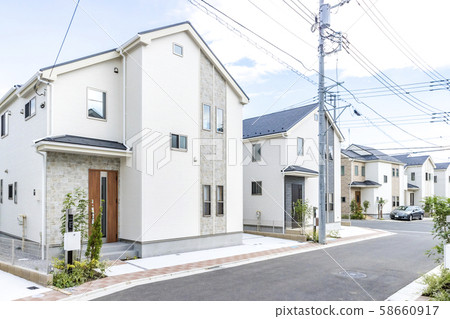 新建獨立式住宅的住宅區 新建獨立式住宅的住宅區 58660917