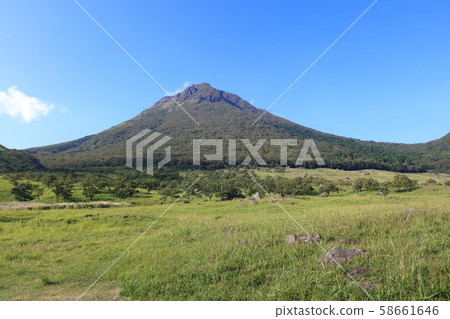 阿蘇九州國家公園由布岳登山點 大分縣別府市 照片素材 圖片 圖庫