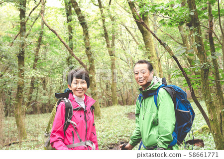 徒步高級 58661771