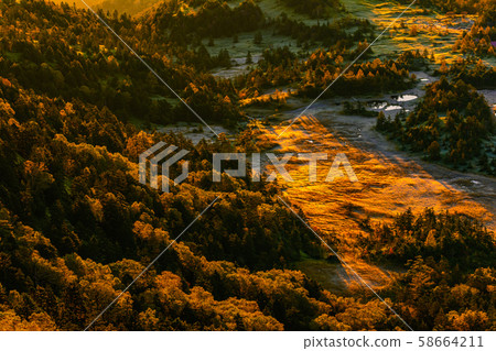 From the highest point of the Japanese National Highway 58664211