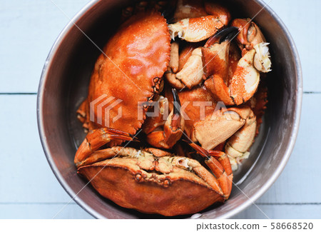 Cooked crab on steamer pot - Seafood boiled red 58668520