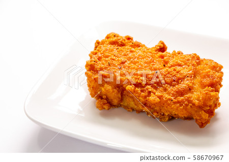 Fried chicken. (White plate, white background) 58670967