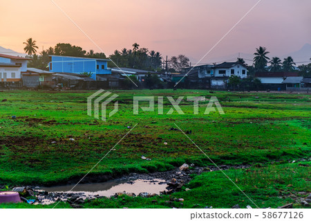 A city full of degradation and pollution that is A city full of degradation and pollution that is 58677126