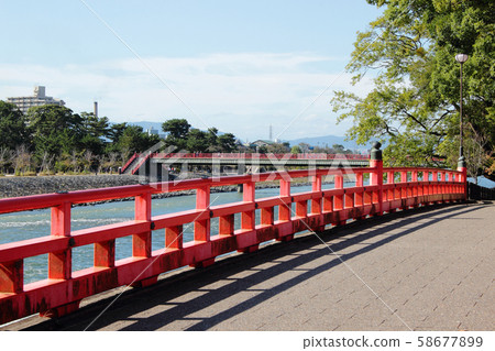 Scenery of Uji River in Uji City, Kyoto Prefecture Scenery of Uji River in Uji City, Kyoto Prefecture 58677899
