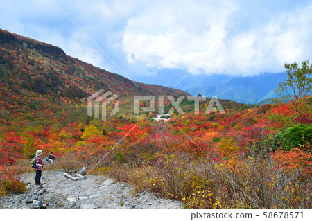 Nasudake Kasumigaira (Colored leaves trekking) Nasudake Kasumigaira (Colored leaves trekking) 58678571