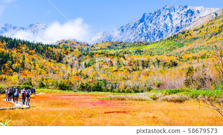 Tsugaike Nature Park (Autumn) 58679573