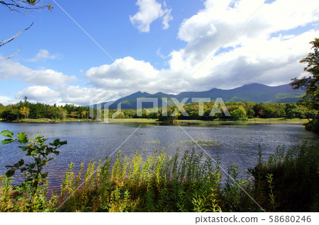 Shiretokogo Lake two lakes 58680246