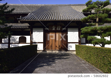 Tofukuji Zendo 58682602