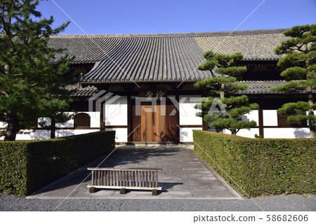 Tofukuji Zendo 58682606