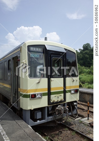 JR Kiji Line Kiha 120 58686962