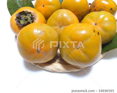 Harvested self-cultivated sweet potato (Furuyu) 58696565