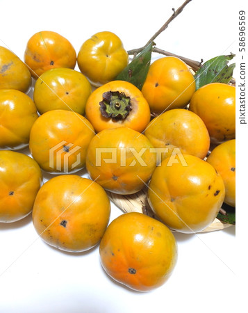 Harvested self-cultivated sweet potato (Furuyu) 58696569