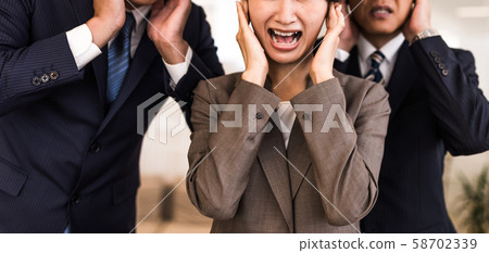 Business scene 58702339