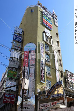 Grand Chateau, a comprehensive leisure building in Miyakojima-ku, Osaka 58710385