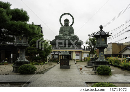 高岡大佛（富山縣高岡市） 58711072