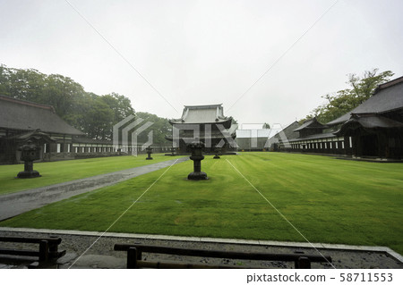 Rain Zuiryuji Buddha (Takaoka City, Toyama Prefecture) 58711553