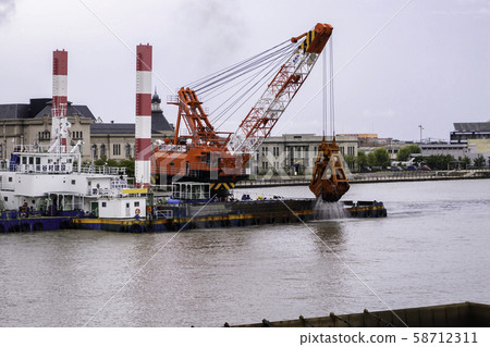 Dredging work Dredging Toki Messe Shinano River Niigata City, Niigata Prefecture Dredging work Dredging Toki Messe Shinano River Niigata City, Niigata Prefecture 58712311