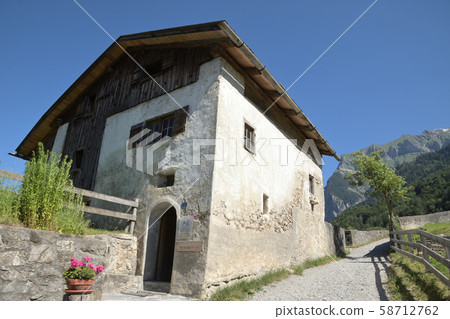 Heidi's House Heidi's House 58712762