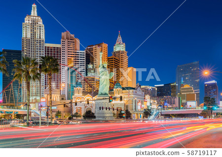 Las Vegas strip sunset Las Vegas strip sunset 58719117