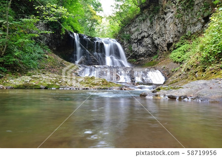 和平瀑布 和平瀑布 58719956