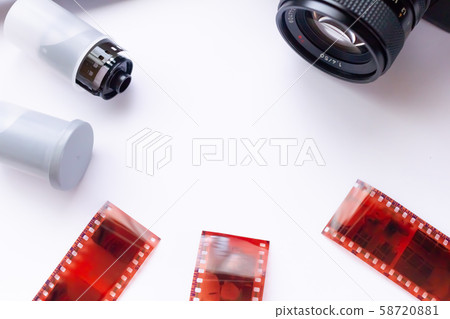 膠片相機和負片 膠片相機和負片 58720881