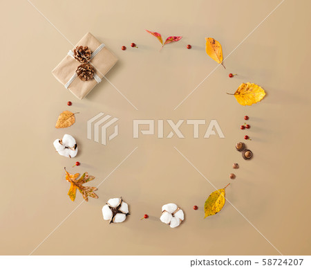 Gift box with autumn theme 58724207