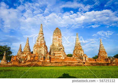 Wat Chaiwatthanaram temple, Ayutthaya, Thailand 58725112