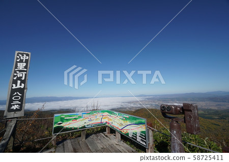 大手山的沖繩河(北海道深川市) 大手山的沖繩河(北海道深川市) 58725411
