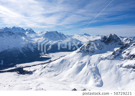 聖莫里茨，瑞士冬季滑雪勝地 58729221