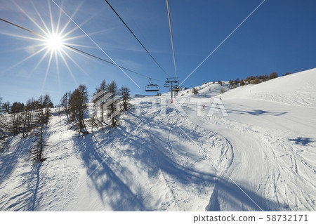 Ski lift ascend Ski lift ascend 58732171