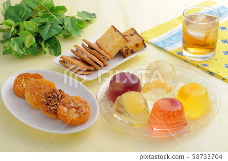 A collection of fruit jelly and baked confectionery 58733704