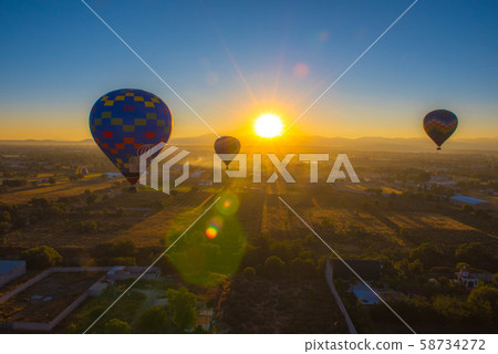 Teotihuacan Sightseeing Flight 58734272