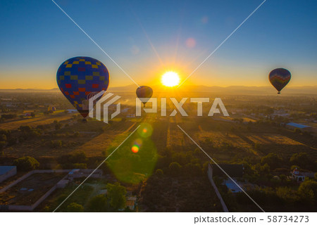 特奧蒂瓦坎觀光飛行 特奧蒂瓦坎觀光飛行 58734273