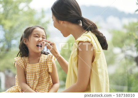 生活方式父母和孩子 生活方式父母和孩子 58738010