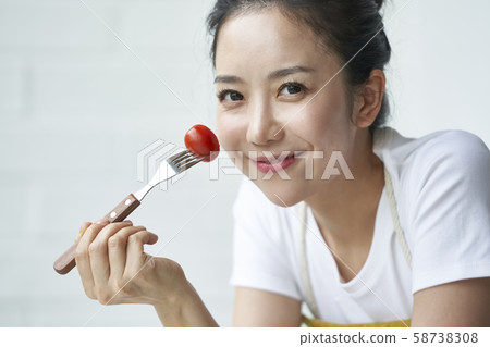 生活用餐 58738308