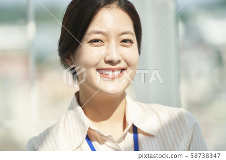 女商界女強人 58738347